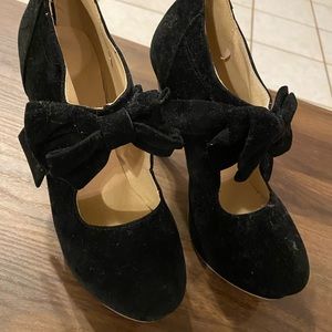 Black Bow Heels